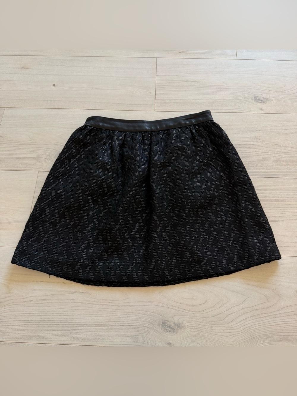 Alice + Olivia Black Mini Skirt with Subtle Texture